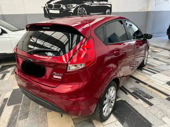 Ford Fiesta Kinetic 1.6 Se Plus Powershift 120Cv 2018 - foto 4