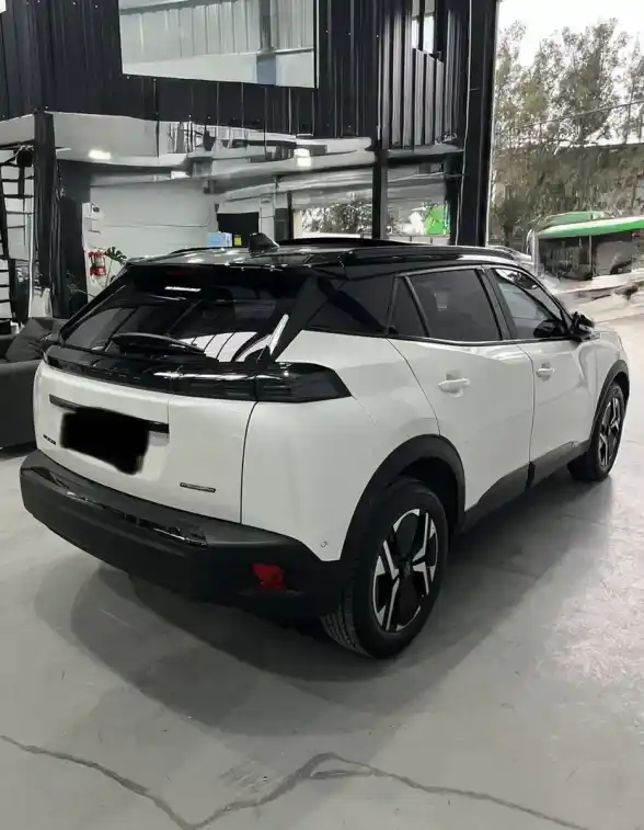 Peugeot 2008 1.0T Gt 2025 - foto 5