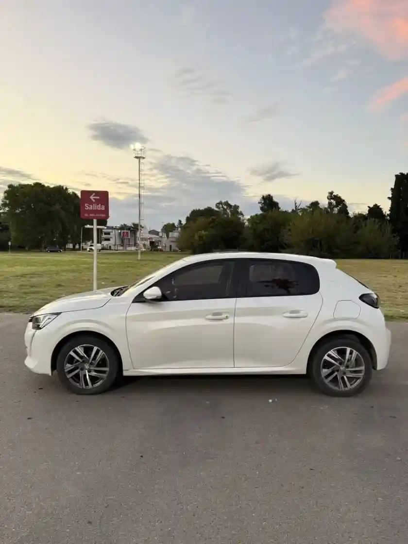 Peugeot 208 1.6 Allure 2021 - foto 4