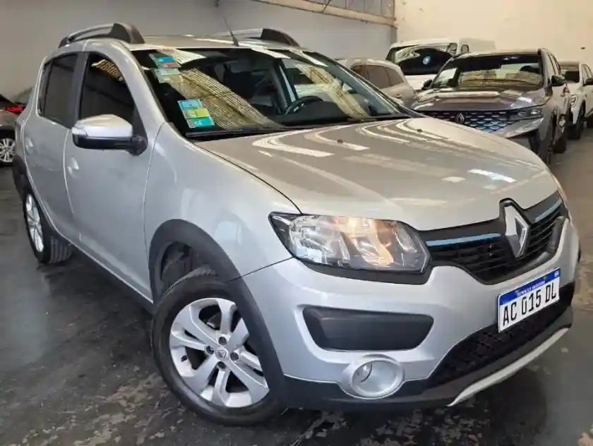 Renault Sandero Stepway 1.6 Privilege 105Cv Nac 2017 - foto 1