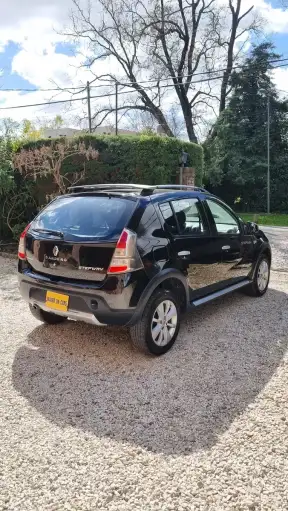 Renault Sandero Stepway 1.6 Privilege Nav 105Cv 2013 - foto 4