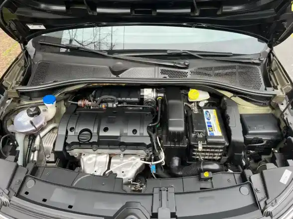 Citroën C4 Cactus 1.6 Vti 115 Feel 2019 - foto 5
