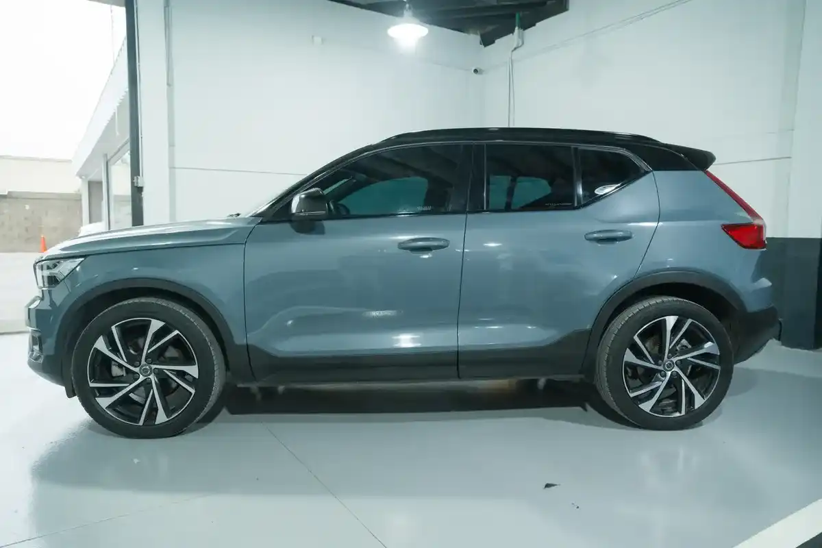 Volvo Xc40 2.0T T5 R-Design Awd 2020 - foto 3