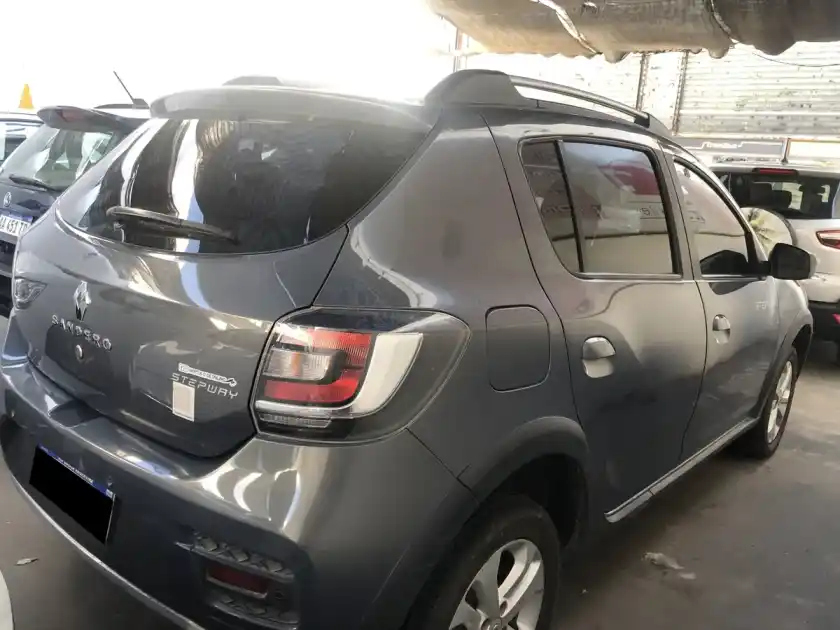 Renault Sandero Stepway 1.6 Privilege 105Cv 2016 - foto 4