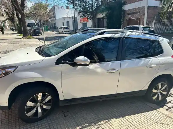 Peugeot 2008 1.6 Feline Tiptronic 2017 - foto 4