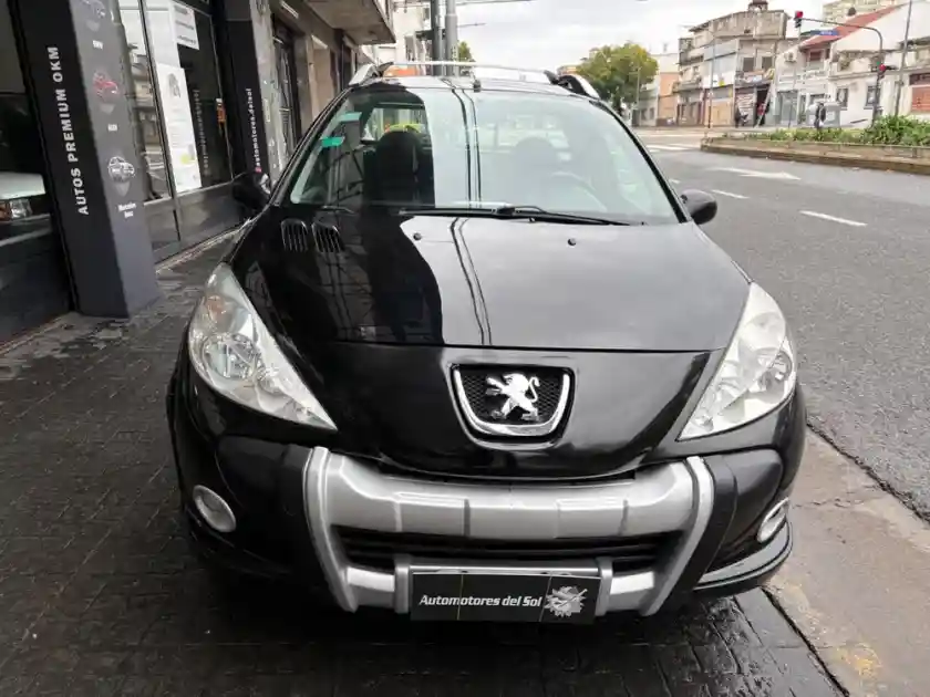 Peugeot Hoggar Pick Up C/S 1,6 Escapade Abs 2014 - foto 2