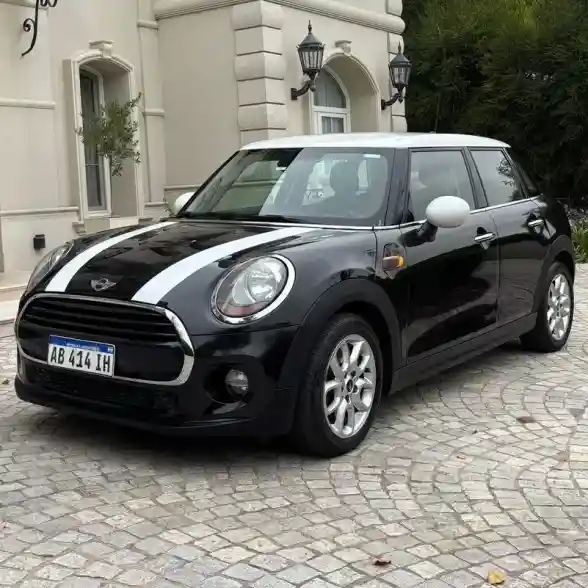 Mini Cooper 2017 - foto 1