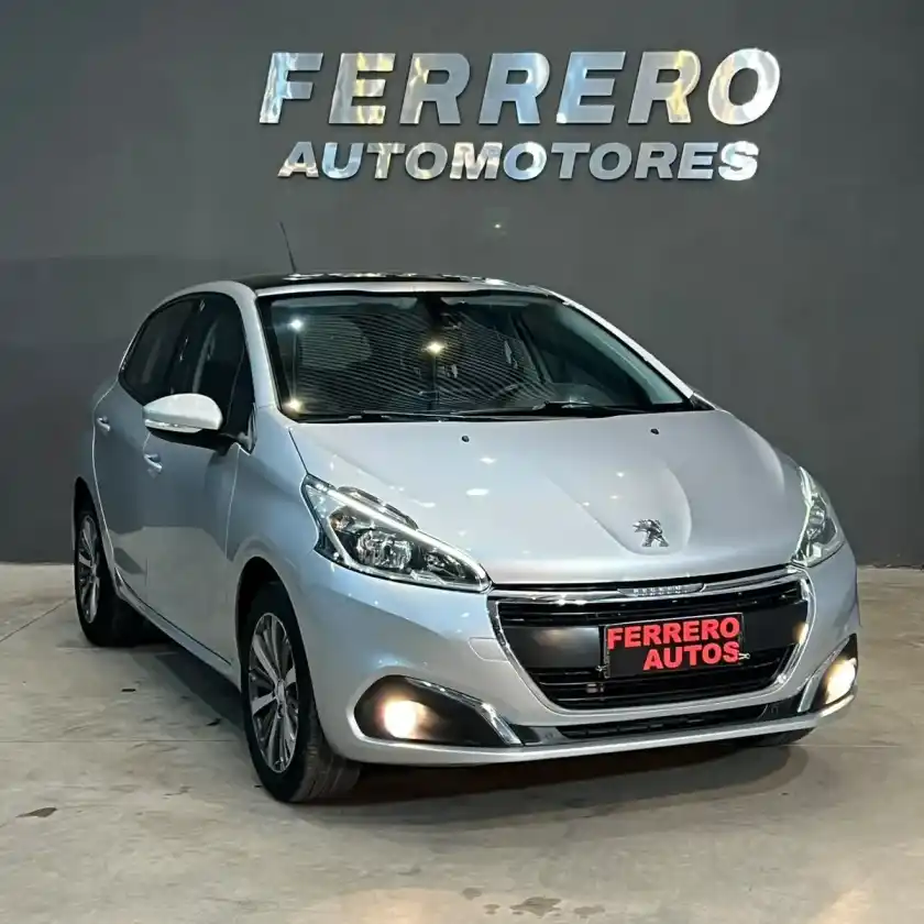 Peugeot 208 1.6 Feline 2019 - foto 2