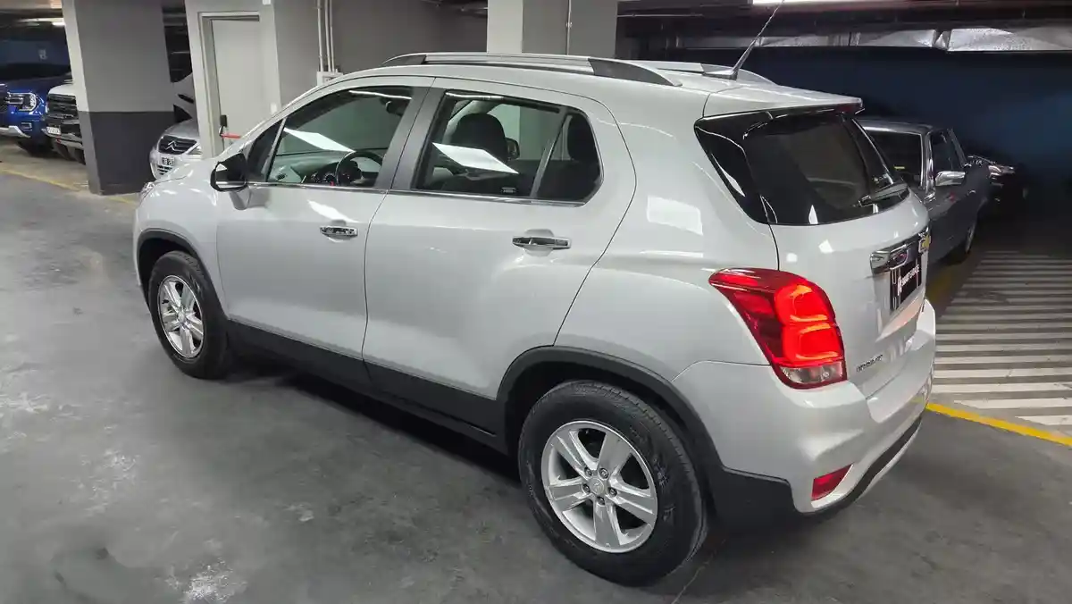 Chevrolet Tracker 1.8 Ltz Fwd Mt 140Cv 2018 - foto 3