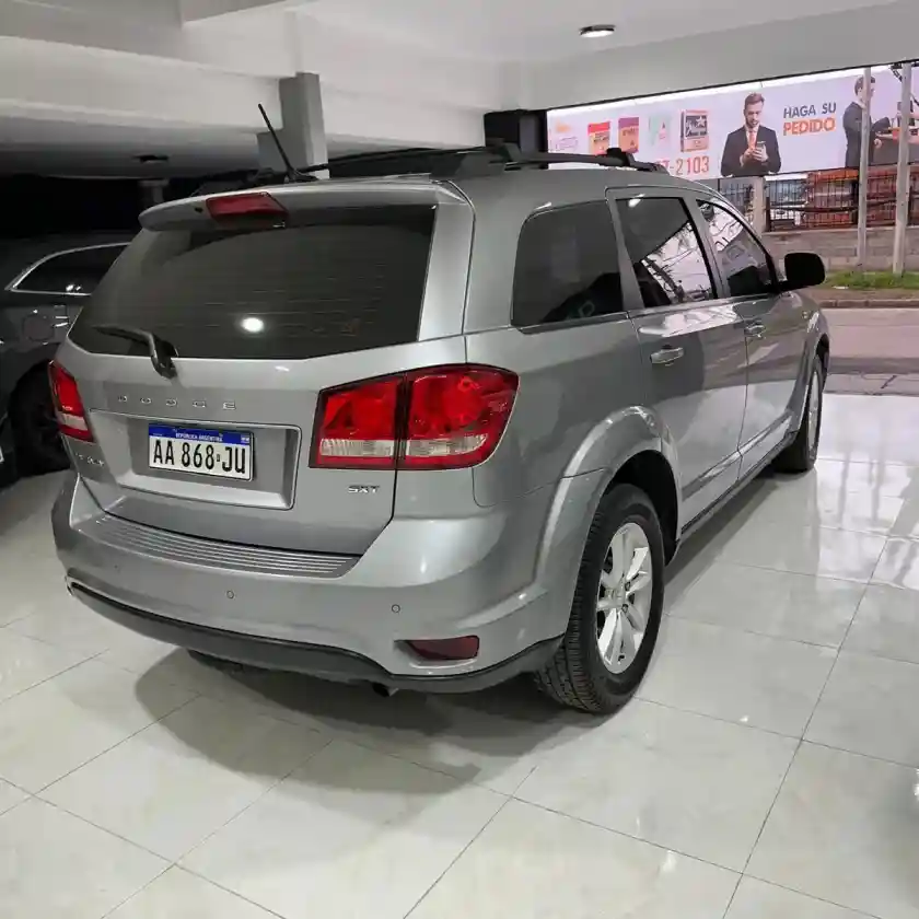 Dodge Journey 2.4 Sxt 170Cv (Techo, Dvd, Nav) 2016 - foto 4