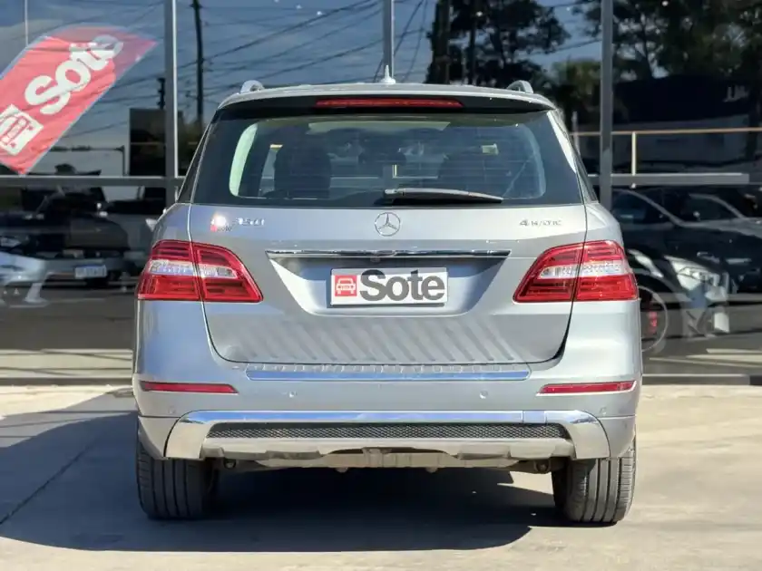 Mercedes-Benz Clase Ml 3.5 Ml350 4Matic Sport B.efficiency 2013 - foto 4
