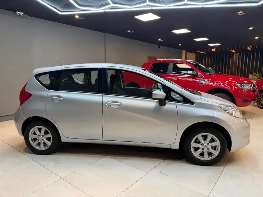 Nissan Note 1.6 Sense 110Cv 2017 - foto 5