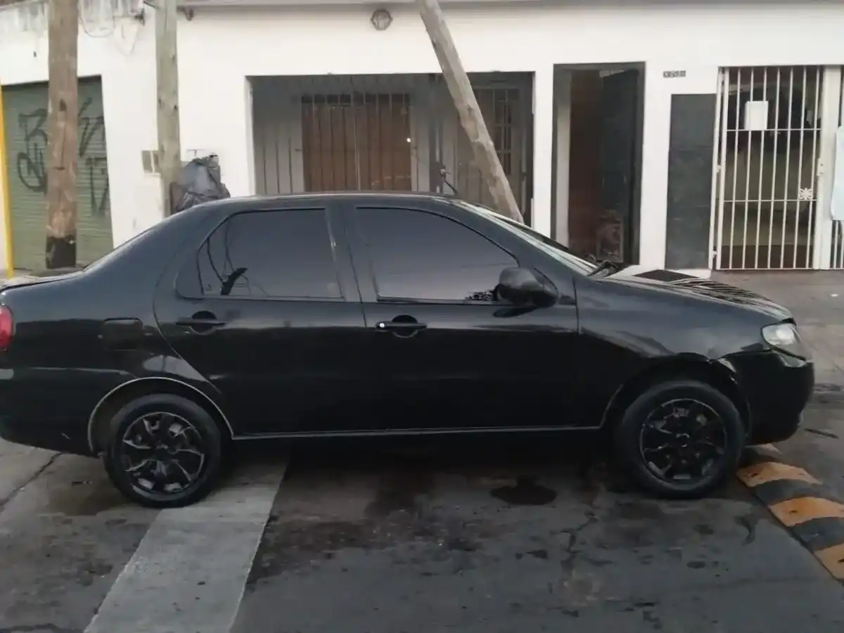 Fiat Siena 1.4 Fire Da 2014 - foto 2