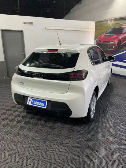 Peugeot 208 1.6 Active Pack Tiptronic 2023 - foto 4