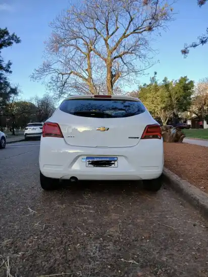 Chevrolet Onix 1.4 Joy Ls 2020 - foto 3