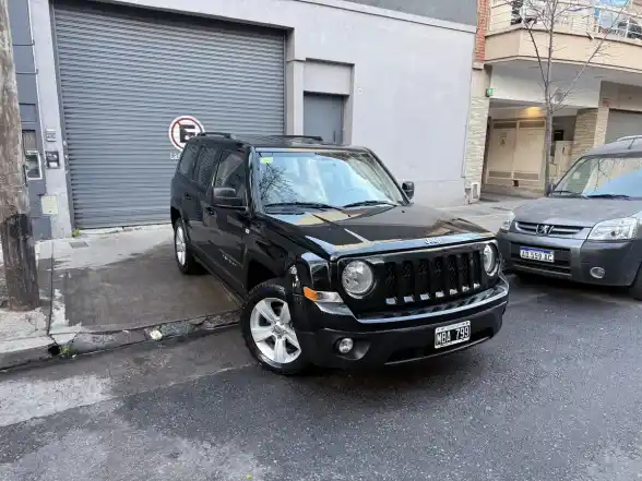 Jeep Patriot 2.4 Sport 4X4 170Cv Mtx 2013 - foto 2