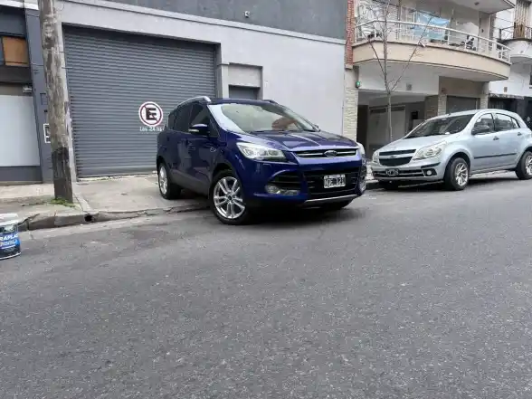 Ford Kuga 1.6 Titanium At Awd T 180Cv 2014 - foto 3