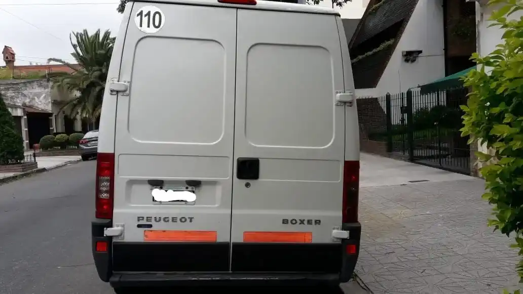 Peugeot Boxer 2.3 350Lh Confort Hdi Larga Alta 2014 - foto 2