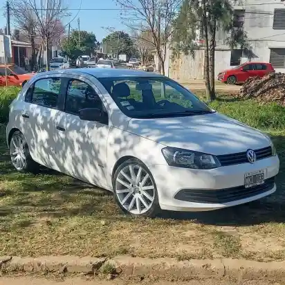 Volkswagen Gol Trend 1.6 Pack I 101Cv 2013 - foto 3