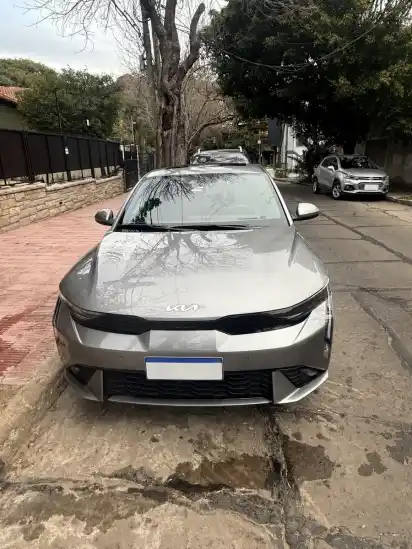 Kia K3 Sedan 1.6 Gt Line At 2025 - foto 5