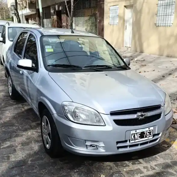 Chevrolet Prisma 2011 - foto 1