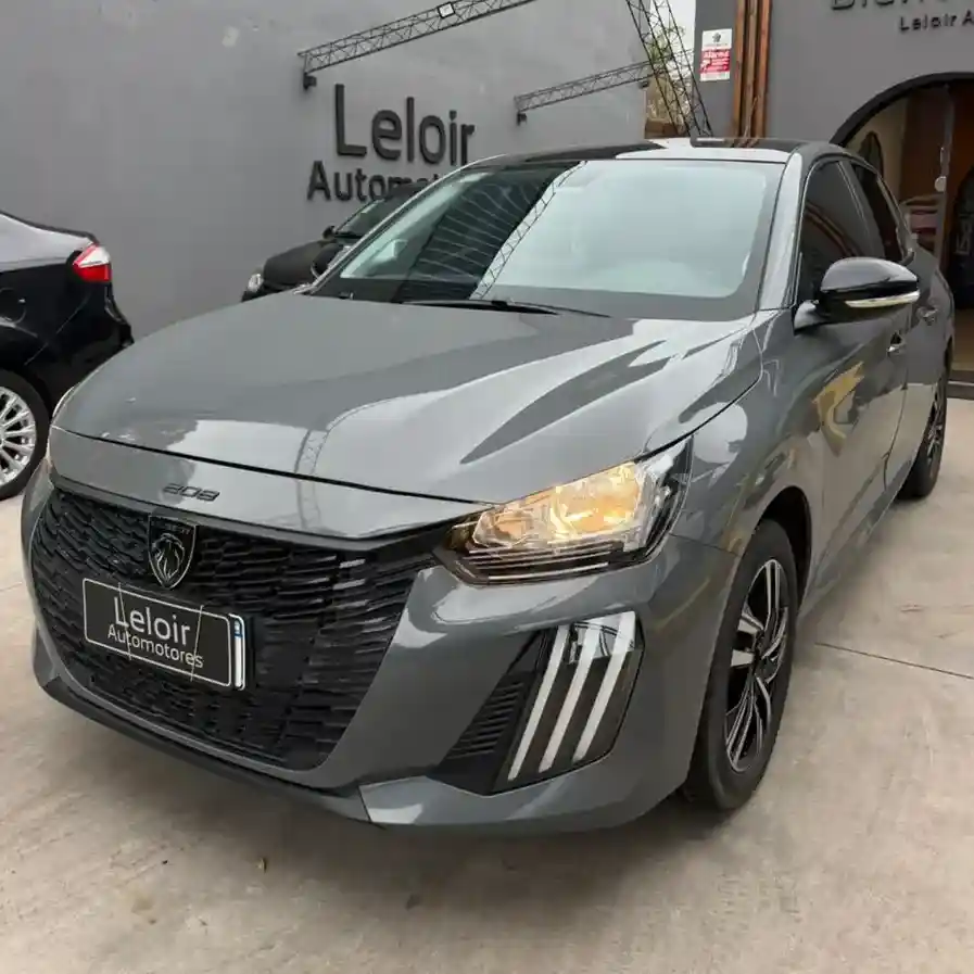 Peugeot 208 2024 - foto 1