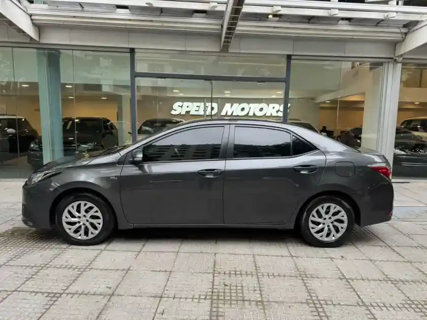 Toyota Corolla 1.8 Xli Cvt 140Cv 2017 - foto 2