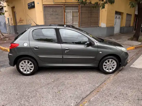 Peugeot 207 1.6 Feline 106Cv 2012 - foto 3