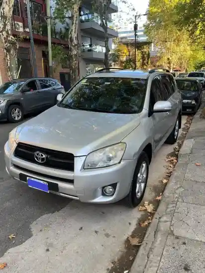 Toyota RAV4 2012 - foto 1