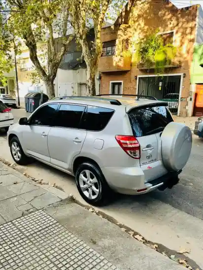Toyota Rav4 2.4 4X4 At 2012 - foto 5