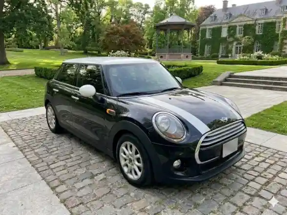 Mini Cooper 1.5 F55 Pepper Wired 136Cv 2016 - foto 2