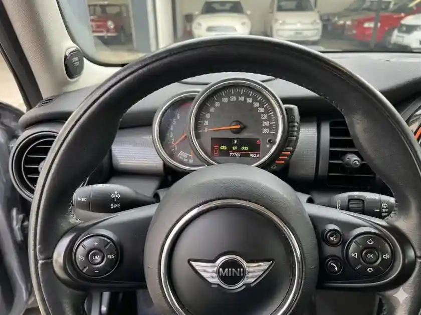 Mini Cooper 1.5 F55 Pepper Wired 136Cv 2016 - foto 4