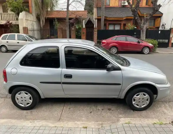 Chevrolet Corsa 1.6 Super Pack 2006 - foto 1
