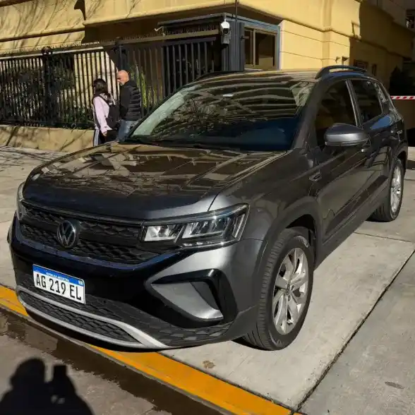 Volkswagen Taos 2023 - foto 1