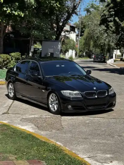 Bmw Serie 3 3.0 330I Sedan Executive Step 2010 - foto 3