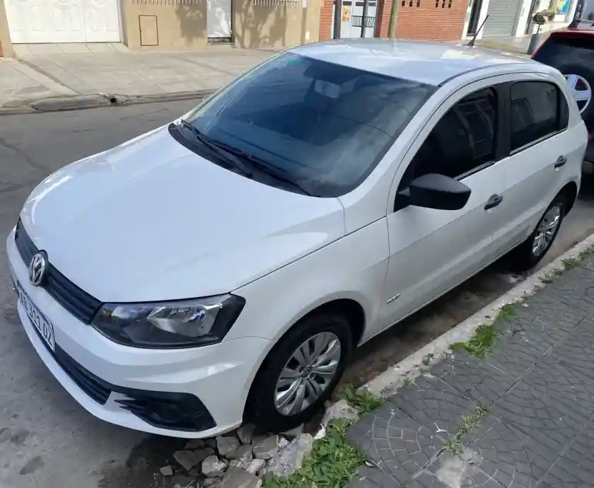 Volkswagen Gol Trend 1.6 Comfortline 101Cv 2017 - foto 1