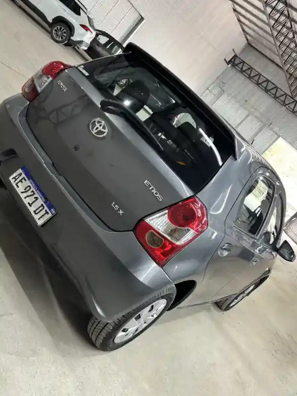 Toyota Etios 1.5 X 6Mt My19 2021 - foto 2