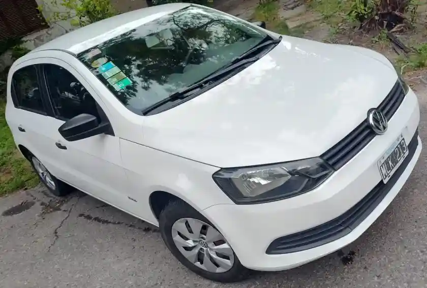 Volkswagen Gol Trend 1.6 Pack Ii 101Cv 2013 - foto 1