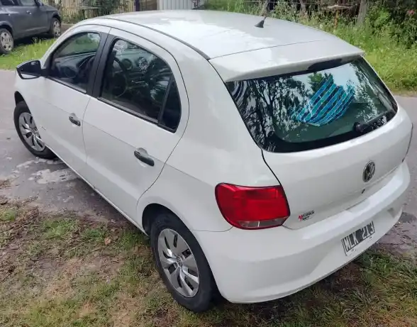 Volkswagen Gol Trend 1.6 Pack Ii 101Cv 2013 - foto 4