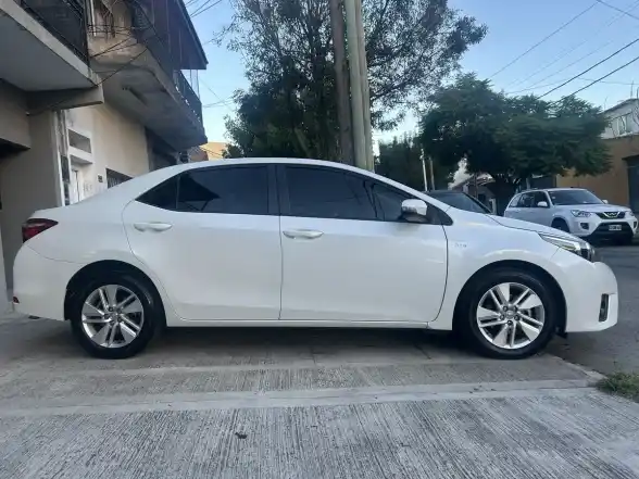 Toyota Corolla 1.8 Xei Mt 140Cv 2015 - foto 3