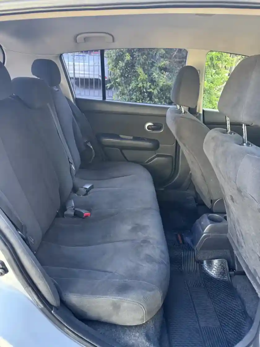 Nissan Tiida 1.8 Visia 2008 - foto 4