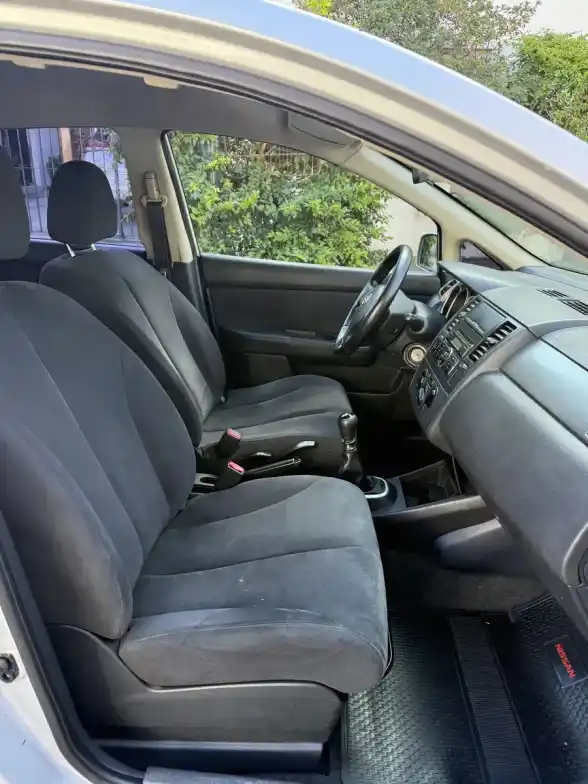 Nissan Tiida 1.8 Visia 2008 - foto 5