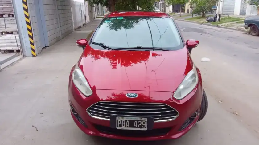 Ford Fiesta Kinetic 1.6 Titanium 120Cv 2015 - foto 5