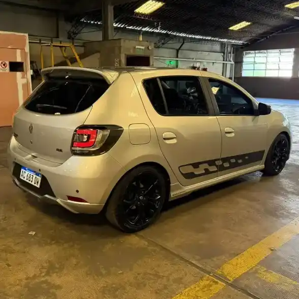 Renault Sandero 2.0 Rs 145Cv 2018 - foto 1