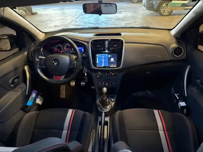 Renault Sandero 2.0 Rs 145Cv 2018 - foto 5