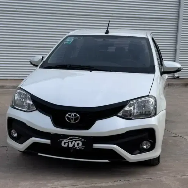 Toyota Etios 2017 - foto 1