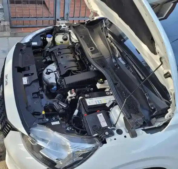Peugeot 208 1.6 Allure 2021 - foto 5