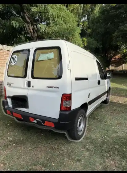 Peugeot Partner 1.6 Hdi Confort 2018 - foto 2