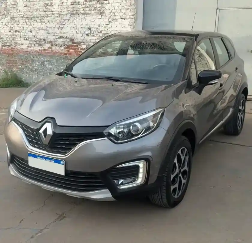 Renault Captur 2021 - foto 1