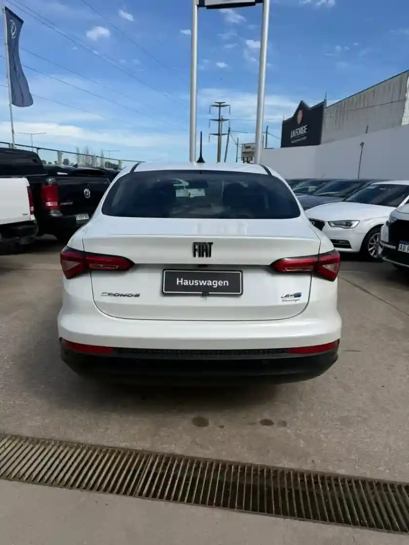 Fiat Cronos 1.8 16V Precision At6 2020 - foto 5